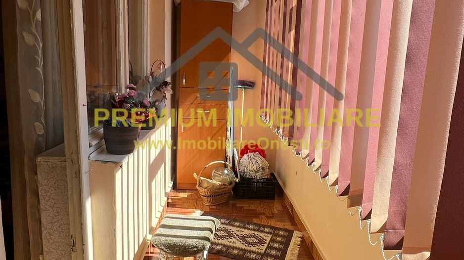 Apartament 4 camere zona centrala etaj 2 - Poză 2