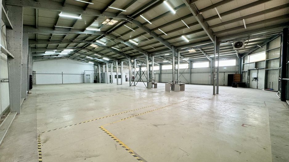Depozit-Hala-Productie 744mp+366 Birouri-Acces tir - Poză 2