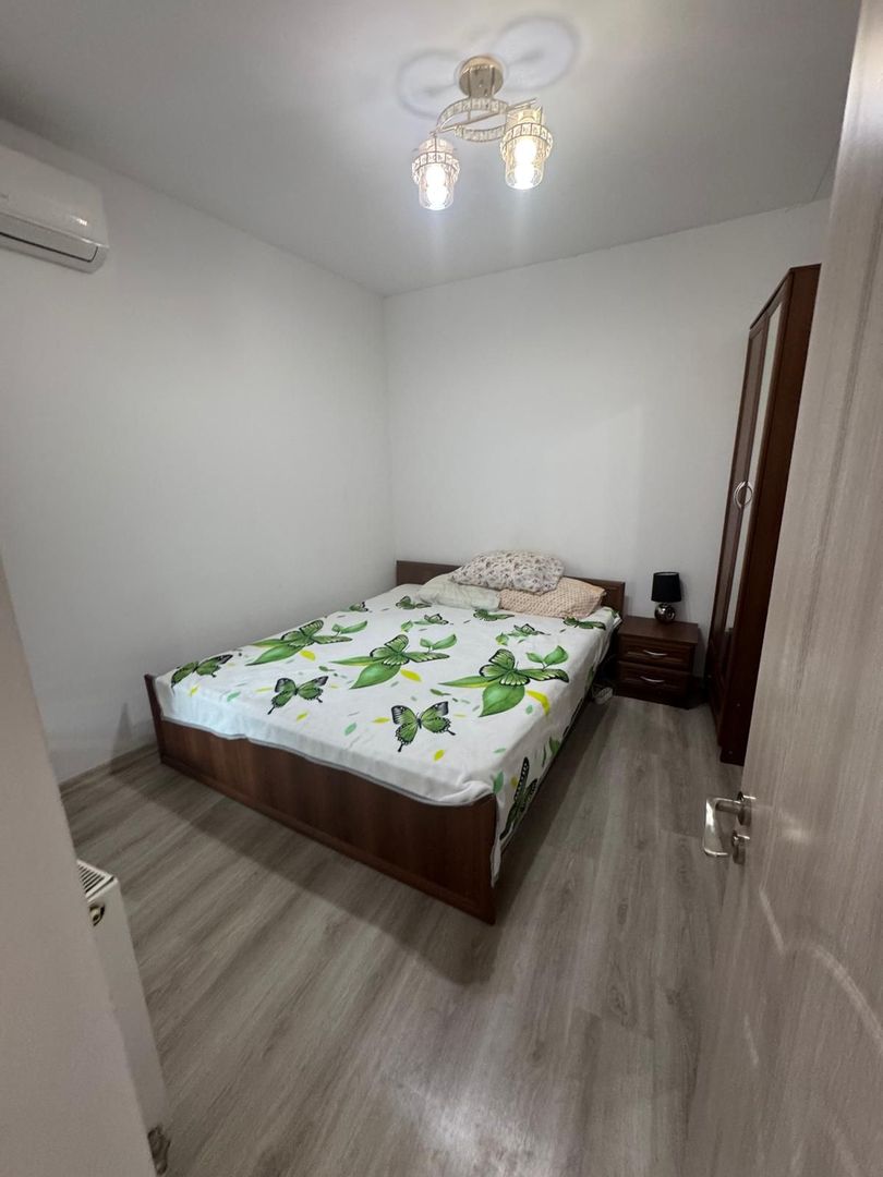 Casă de vânzare – Strada Crinului - Poză 7