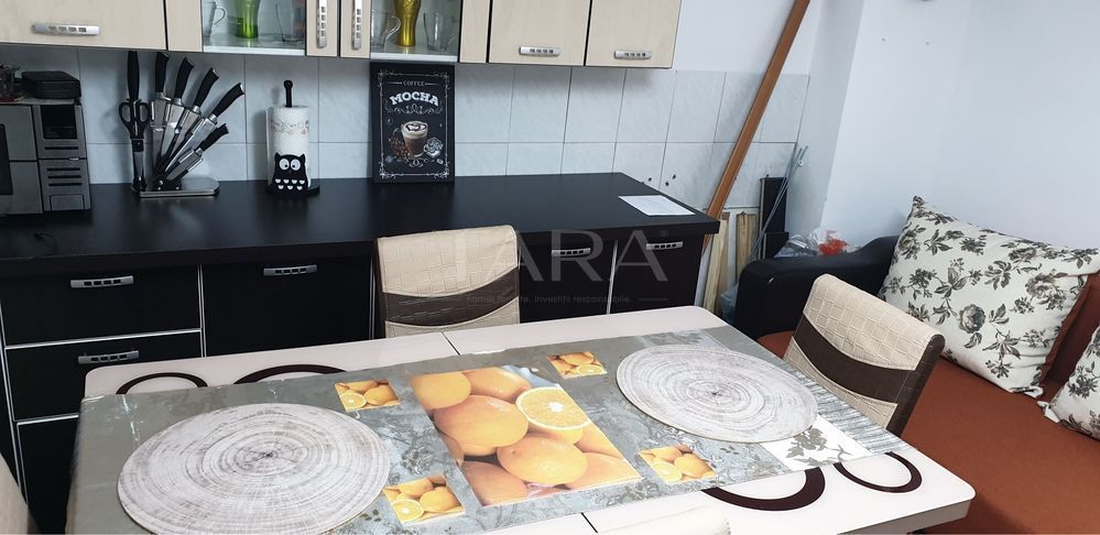 Apartament 2 camere, 50 mp utili-demisol zona Centrala - Poză 1