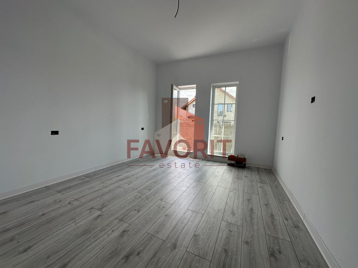 Casă individuală | Parter | Toate utilitatile | Finisaje premium | Curte | Pod - Poză 5