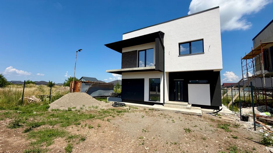 Casa 5 camere - Cartierul Izvor | 128 mp utili | Teren 417 mp - Poză 2