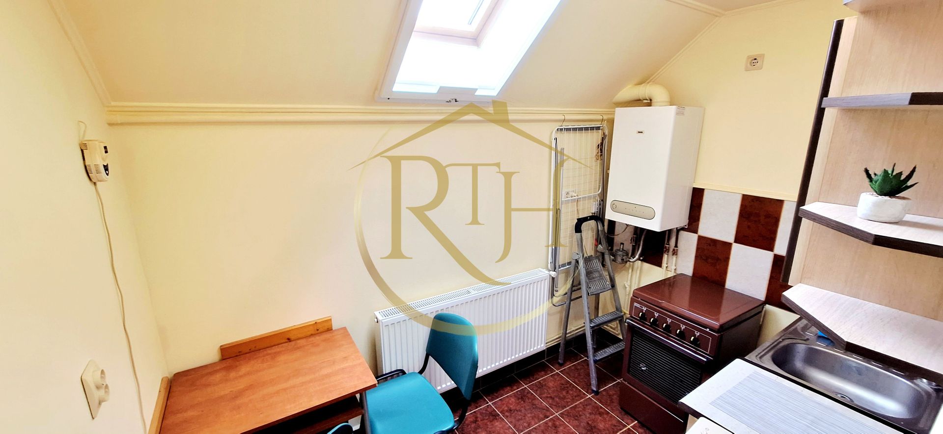 Oferim spre vanzare apartament cu 1 camera, Zona Soarelui aproape de Sud Plaza - Poză 12