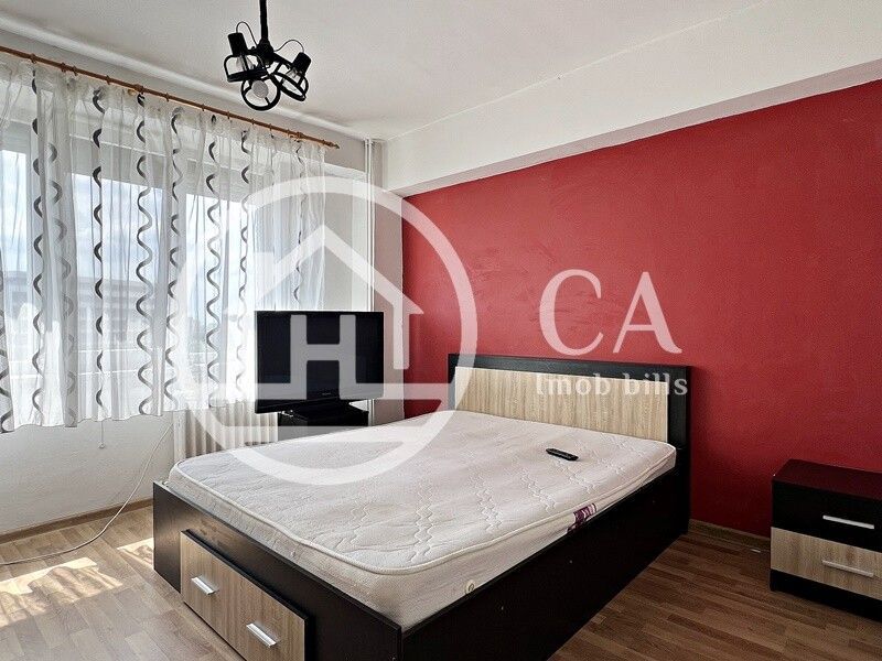 Apartament de închiriat cu 3 camere în zona Decebal, Oradea - Poză 1