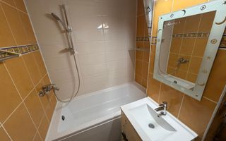 2 camere | centrala proprie | etaj intermediar | zona excelenta | - Poză 12