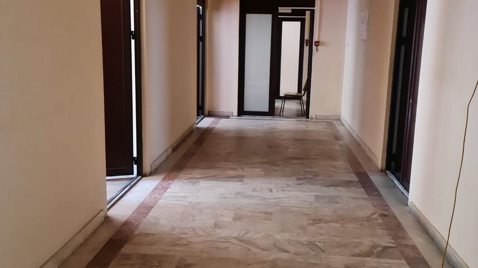 Spatiu birouri de inchiriat Kogalniceanu - Poză 2