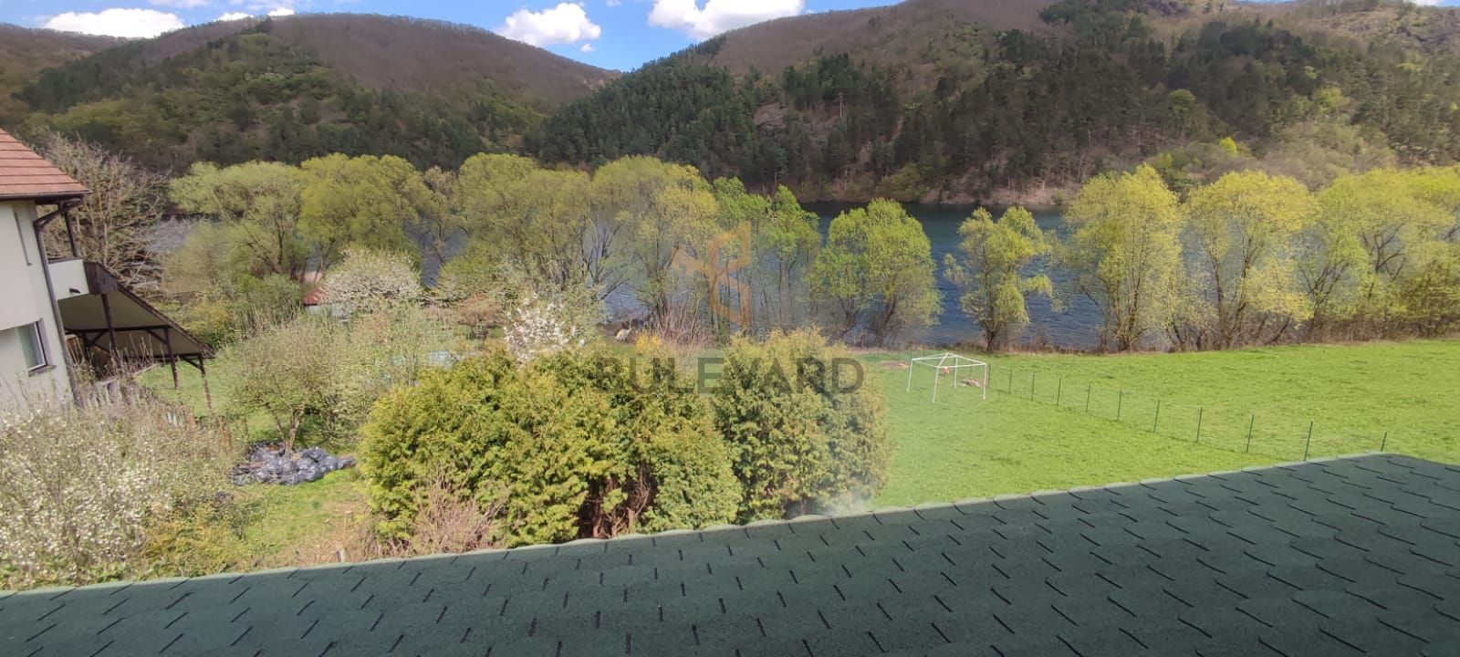 Cabana si teren 1000 mp cu iesire la lac! - Poză 15