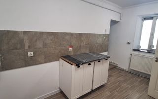 Spațiu comercial ultracentral, 35 mp, recent renovat, Iași - Poză 5