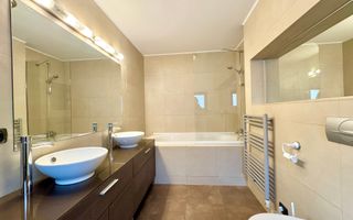 Apartament 3 camere, elegant si spațios, in Piața Unirii - Poză 13