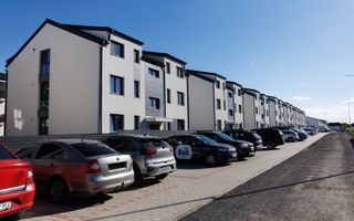 Apartament 3 Camere Sanpetru - Poză 1