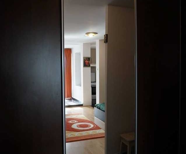 Garsoniera spatioasa, 5 min metrou Titan, vedere panoramica, moderna - Poză 5
