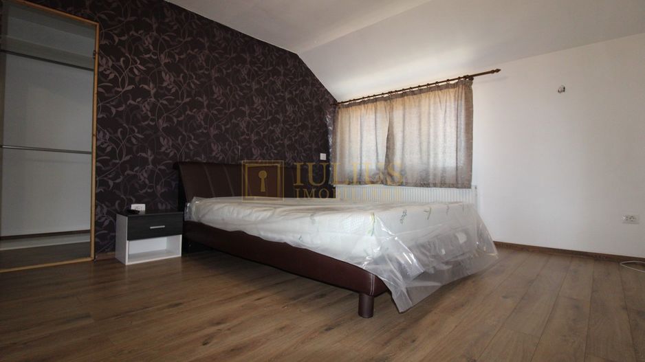 apartament la curte, 2 băi, loc de parcare, zona linistita, dressing - Poză 8