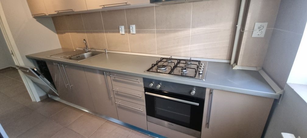 Inchiriez apartament 2 camere Metrou Stefan cel Mare - Poză 2