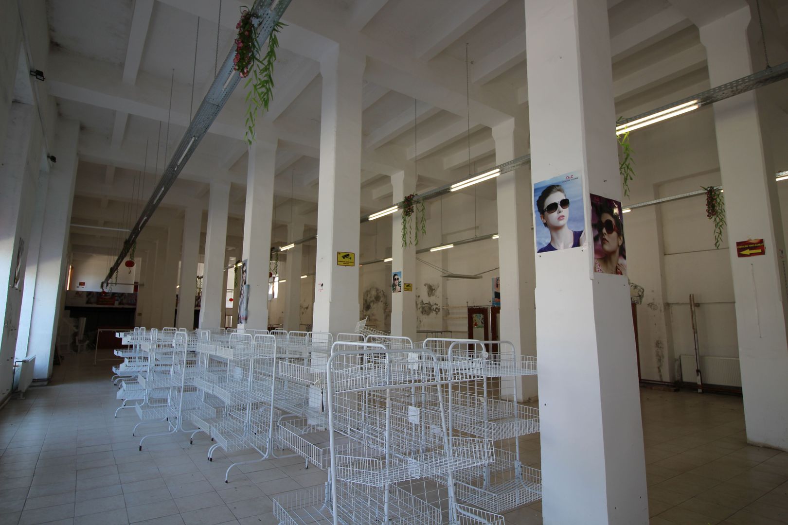 Spatiu comercial tip hala - zona semicentrala - Poză 21