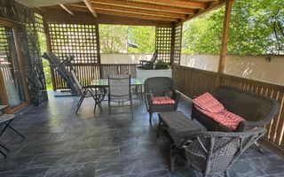 Casa 6 camere, curte 407 mp, prima parte a comunei Berceni - Poză 1