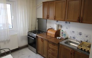 3 camere, situat in Complexul Studentesc, centrala proprie, familie, studenti - Poză 6