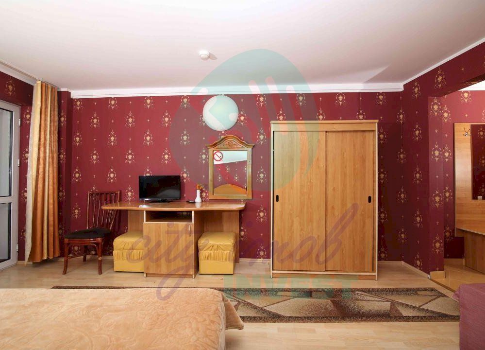 Vila cu 24 de camere cu priveliste superba ideal investitie in PREDEAL - Poză 23