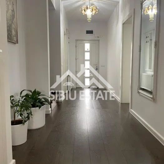 Casa 4 Camere 2 Bai Balcon si Terasa 21mp, mobilata si utilata - Poză 8