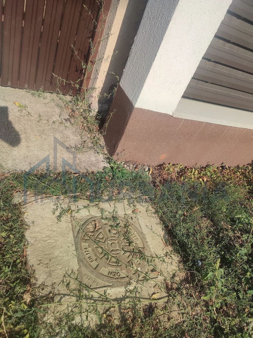 Teren intravilan 905 mp cu cabană de vară inclusă, Popricani, la 15 minute de Iași - Poză 4