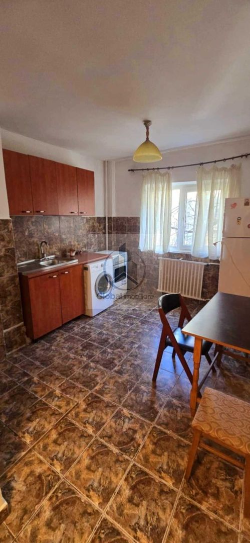 Inchiriez Apartament cu 2 camere-Fainari - Poză 2