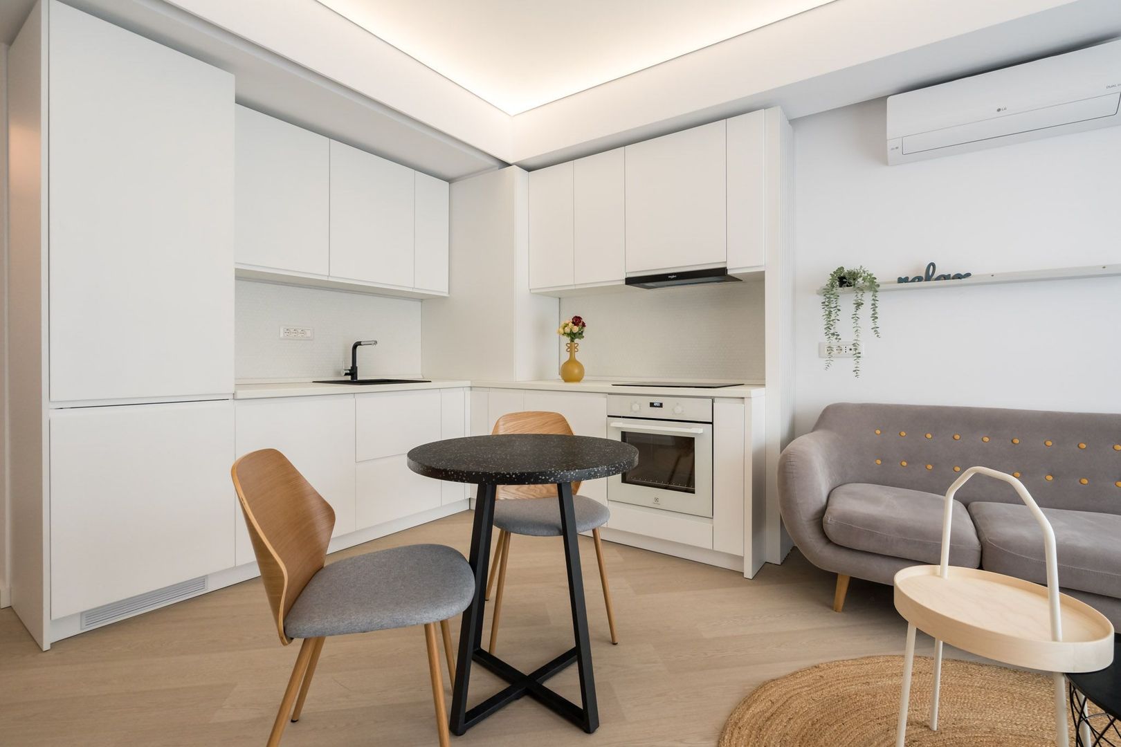 COMISION 0% - Apartament 2 camere cu parcare subterana - 5min Promenada -Cortina - Poză 9