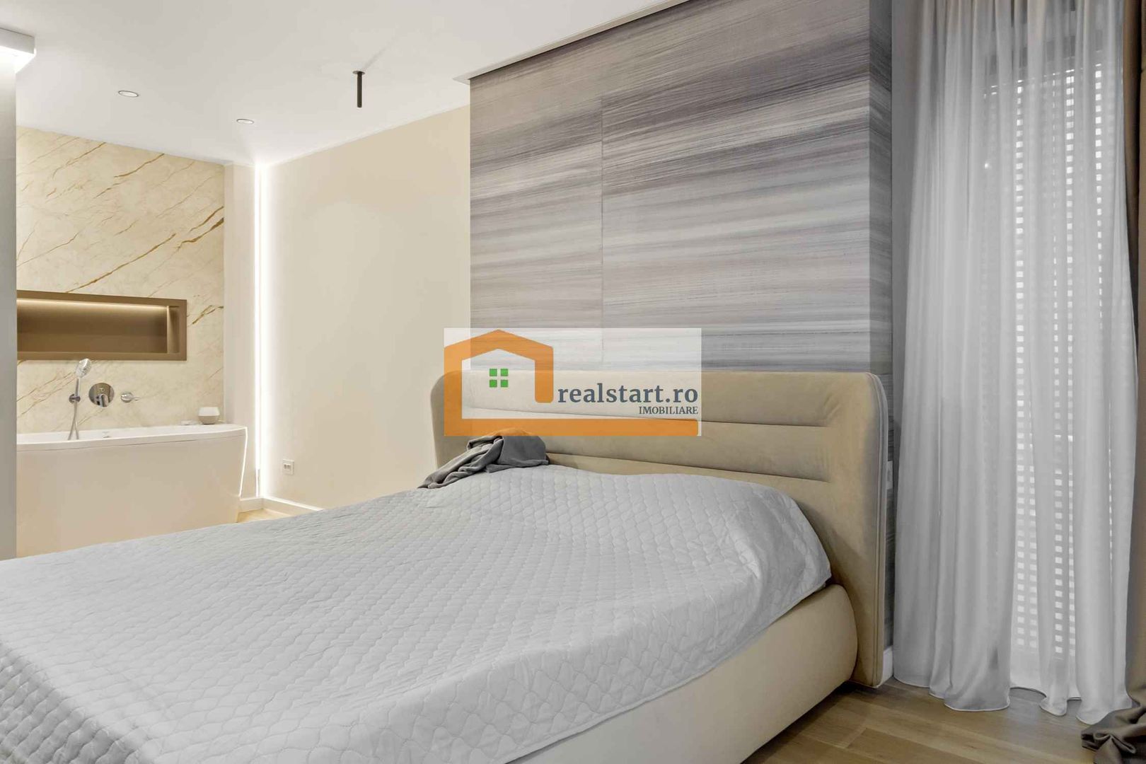 Vila individuala, acces metrou, 10 locuri parcare - Poză 24