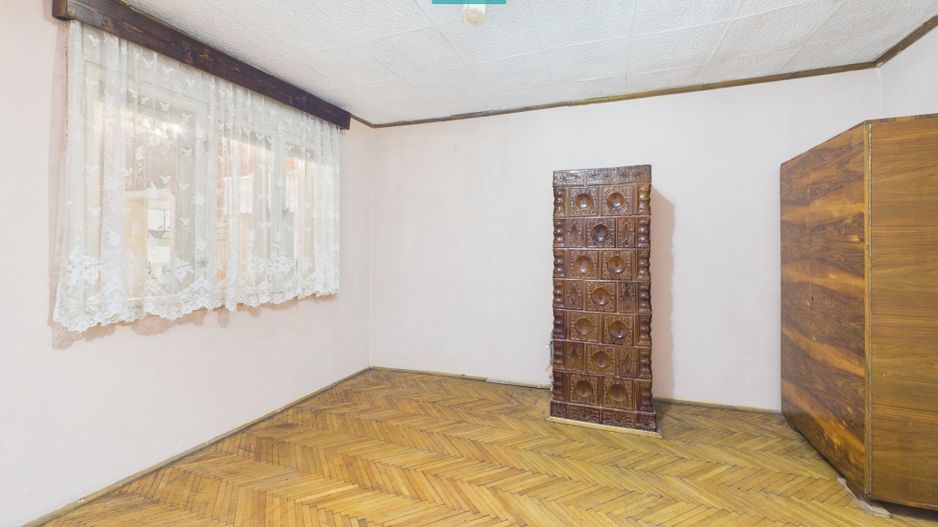 Casă cu 5 camere, în orașul Sebiș, Arad - Poză 13