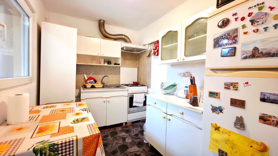 Oportunitate Unică: Casă cu 4 Camere, Curte Generoasă și Îmbunătățiri - Poză 11