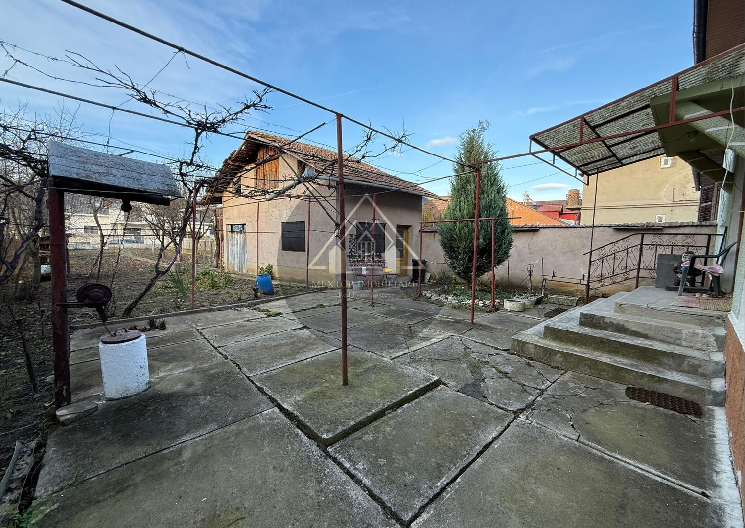 Casa de 5 camere, Semi-Central, Medias - Poză 3