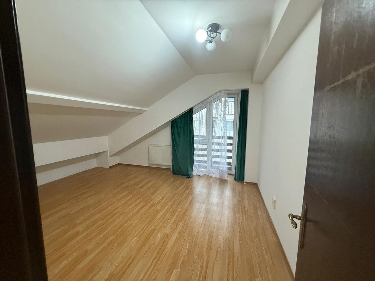 APARTAMENT 2 CAMERE  | 80 MP | 300 EURO | RĂDĂUȚI - Poză 10