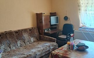 Casă de Vânzare | 3 Camere | 140 MPU | Anexe | Comuna Rosia - Poză 9