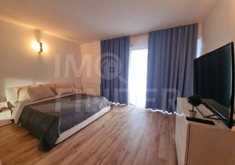 Penthouse pe 2 nivele, 5 camere, 160 mp,3 bai, 75 mp terase cu panorama superba! - Poză 11