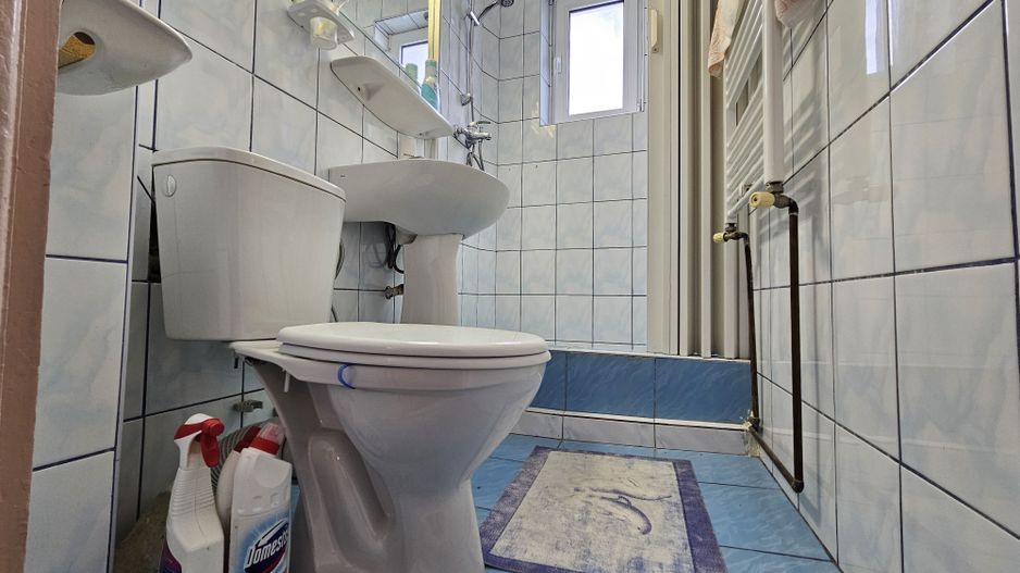 Apartament 2 camere de vanzare, Piața Victoriei centrala proprie - Poză 9