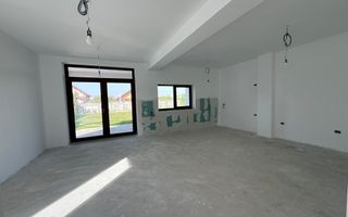 Duplex spatios Mosnita Noua - Poză 1