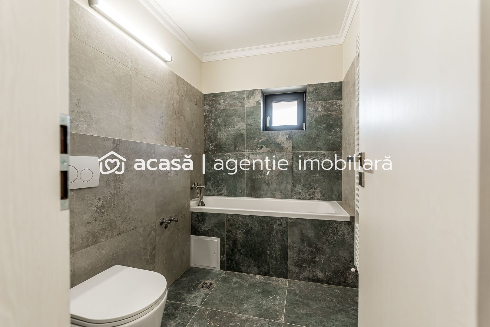 Apartament ultracentral cu 4 camere renovat recent Comision 0 - Poză 10