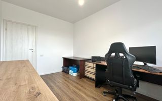 Apartament 3 camere, decomandat, cu loc de parcare - Poză 7