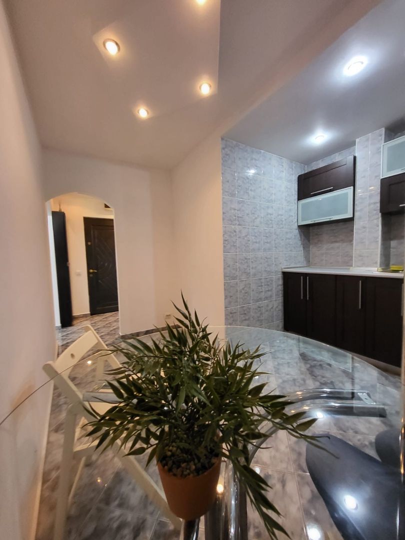 Garsoniera renovata Mall Vitan T64 - Poză 5