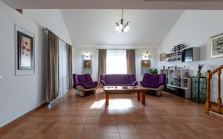 Casă/Vilă cu 4 camere, Buhuși - Poză 2