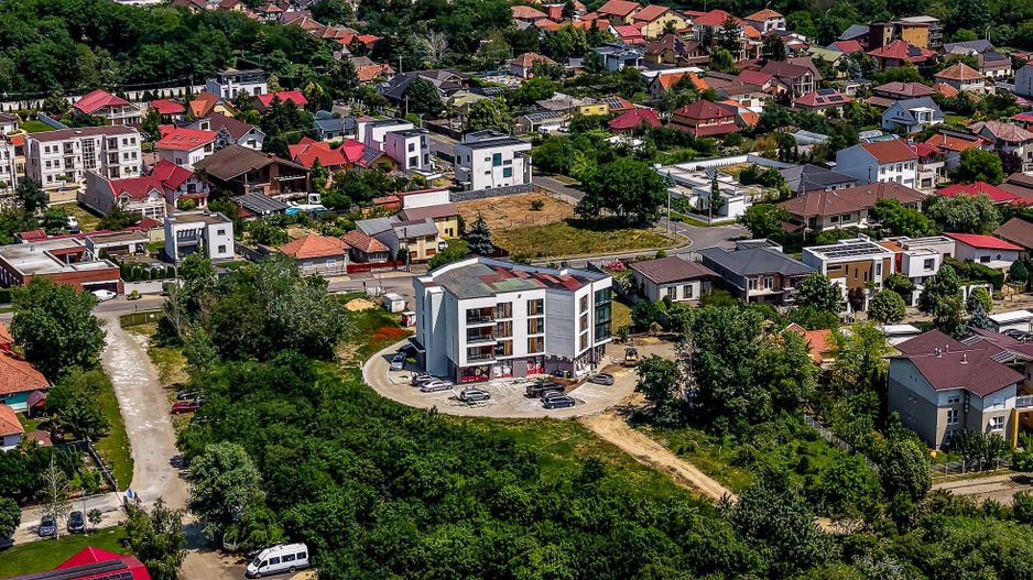 65 mp utili, bloc nou, lift și parcare inclusă. În Subcetate. - Poză 3