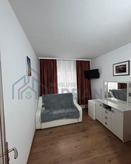 Apartament cu 3 camere - Poză 3