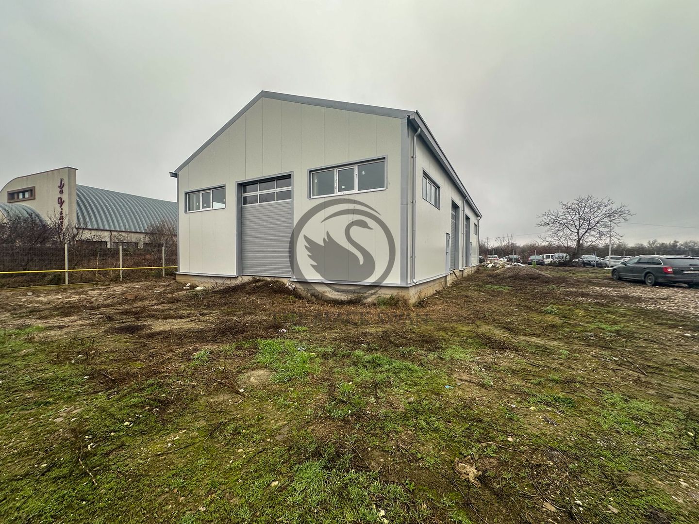 Hala industriala de inchiriat | 290 mp | Bariera Bucov | Comision 0% - Poză 1