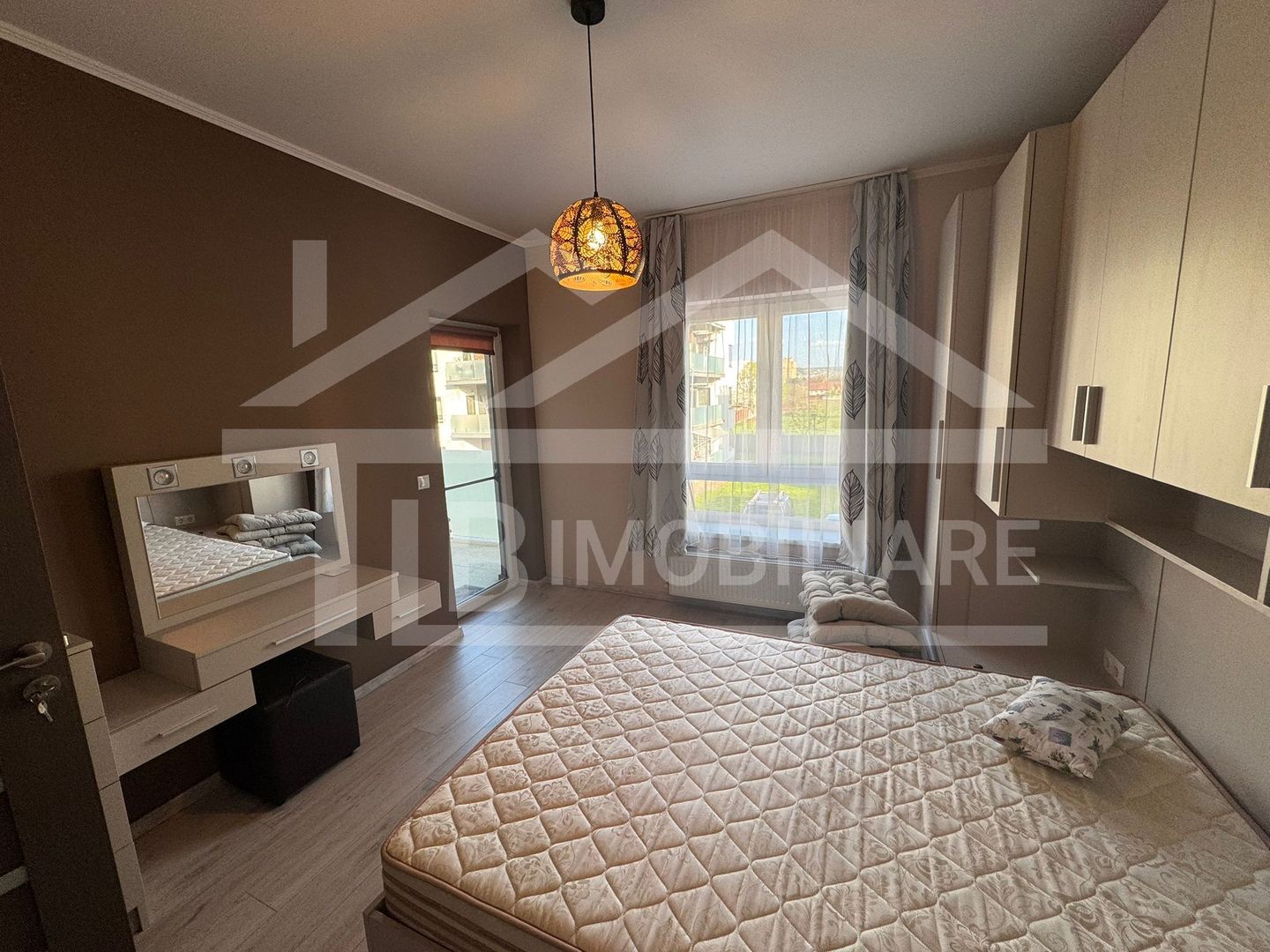 Apartament cu 2 camere, 57 mp, parcare, Zona Hagi Stoian - Poză 4