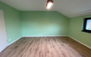 Casa spatioasa,amenajata in zona Lipovei - Poză 13