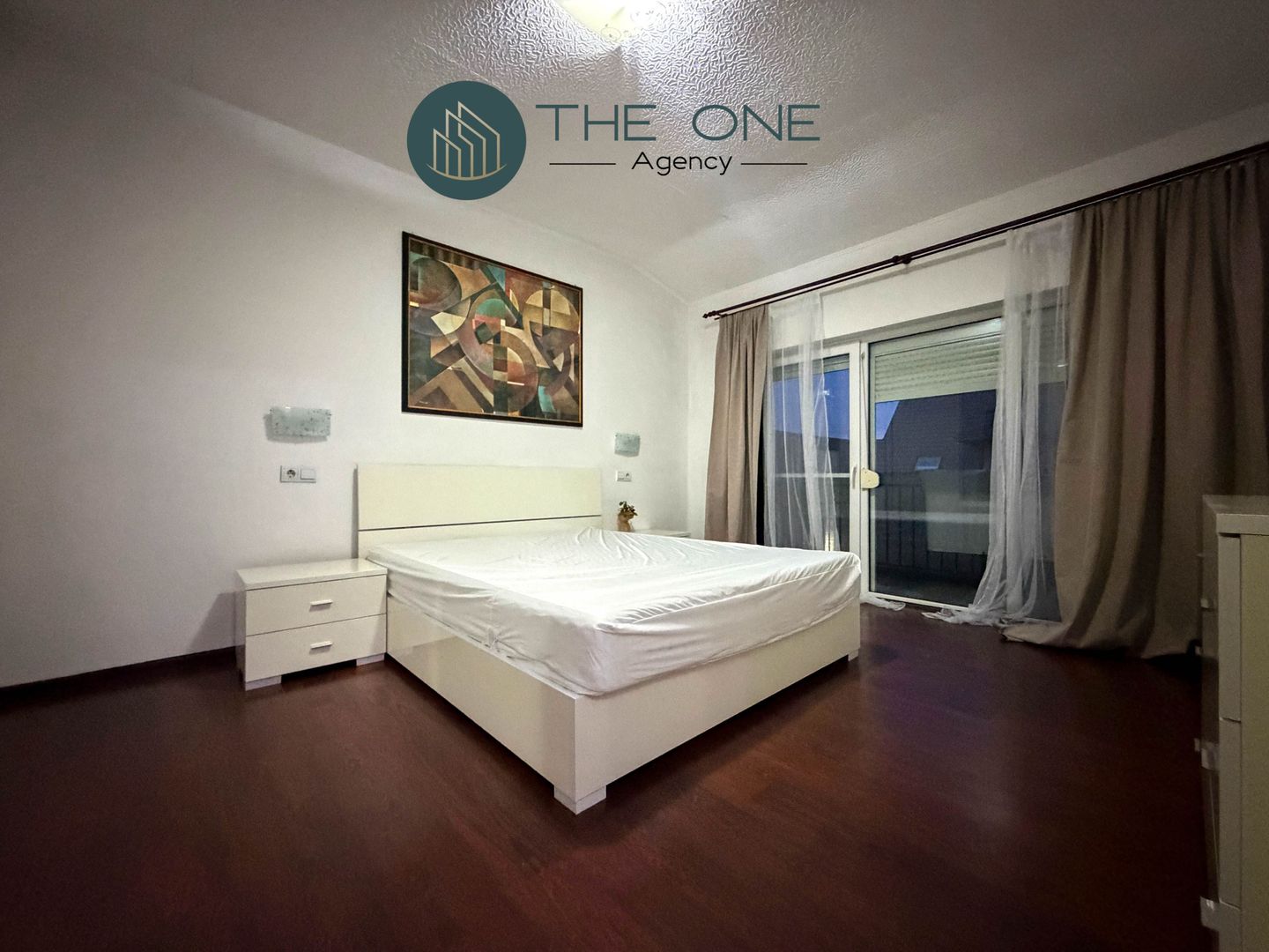 Apartament 2 camere, 2 balcoane + pod, parcare | Floresti - Poză 4