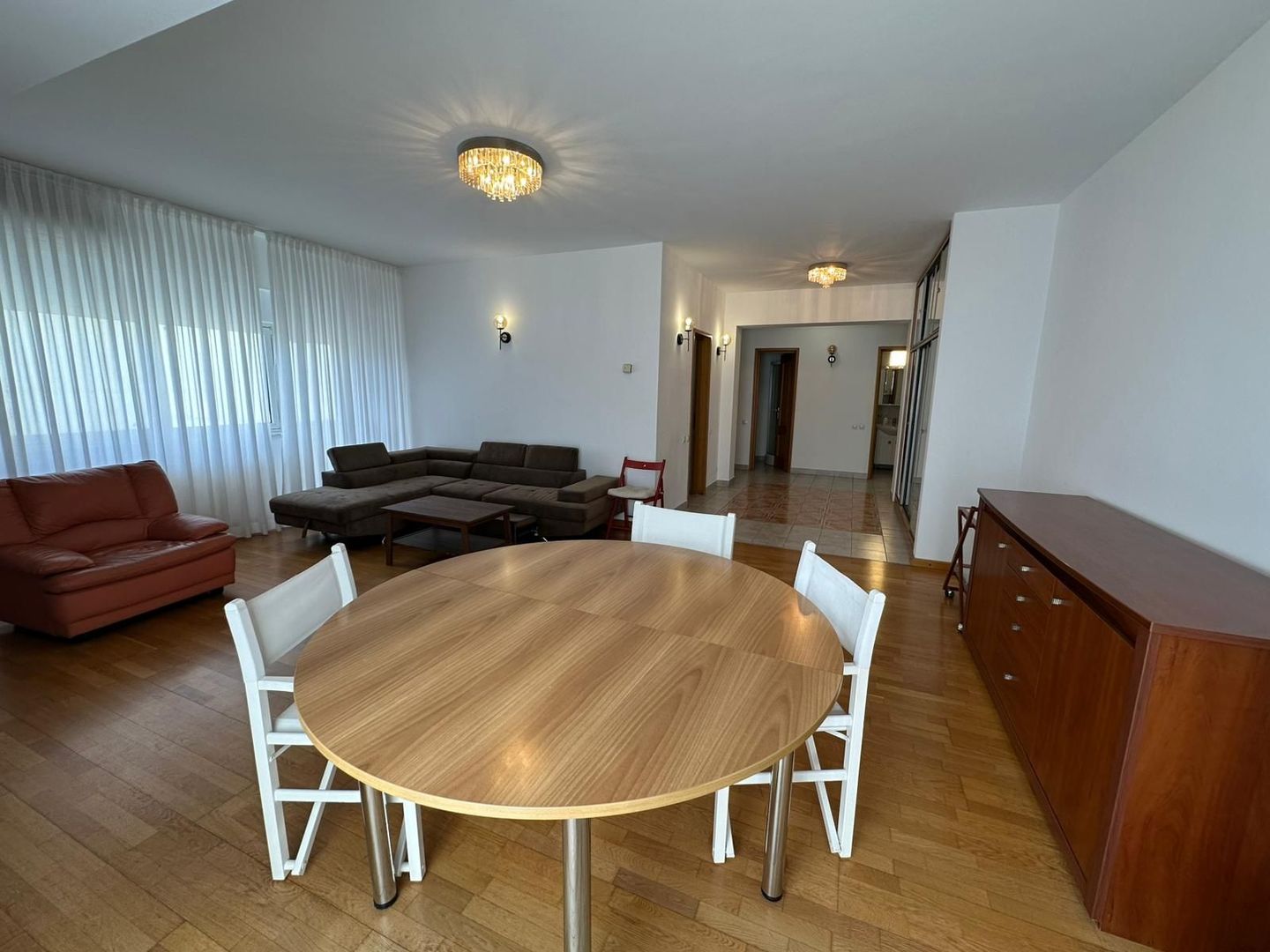 Inchiriere 2 camere, zona exclusivista Herastrau/Arcul de Triumf - Poză 4