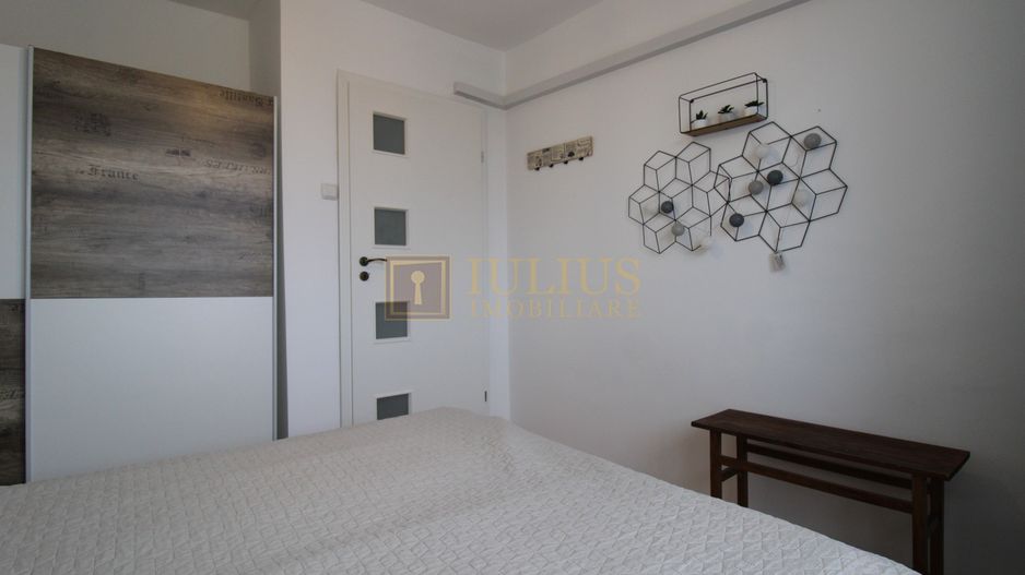 Piata Vicotoriei, 3 camere, centrala proprie - Poză 11