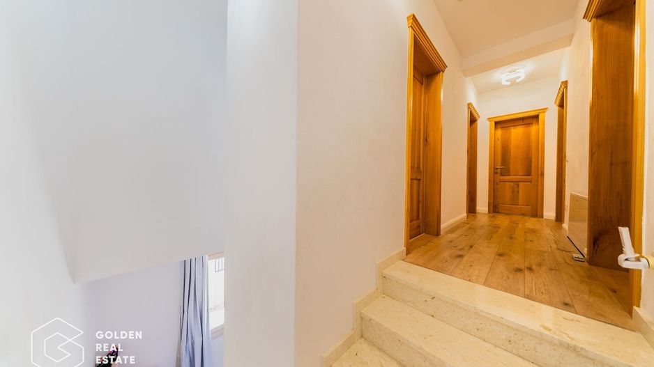 Vila moderna in cartier exclusivist Romanilor, strada 9 Mai Comision 0% - Poză 14