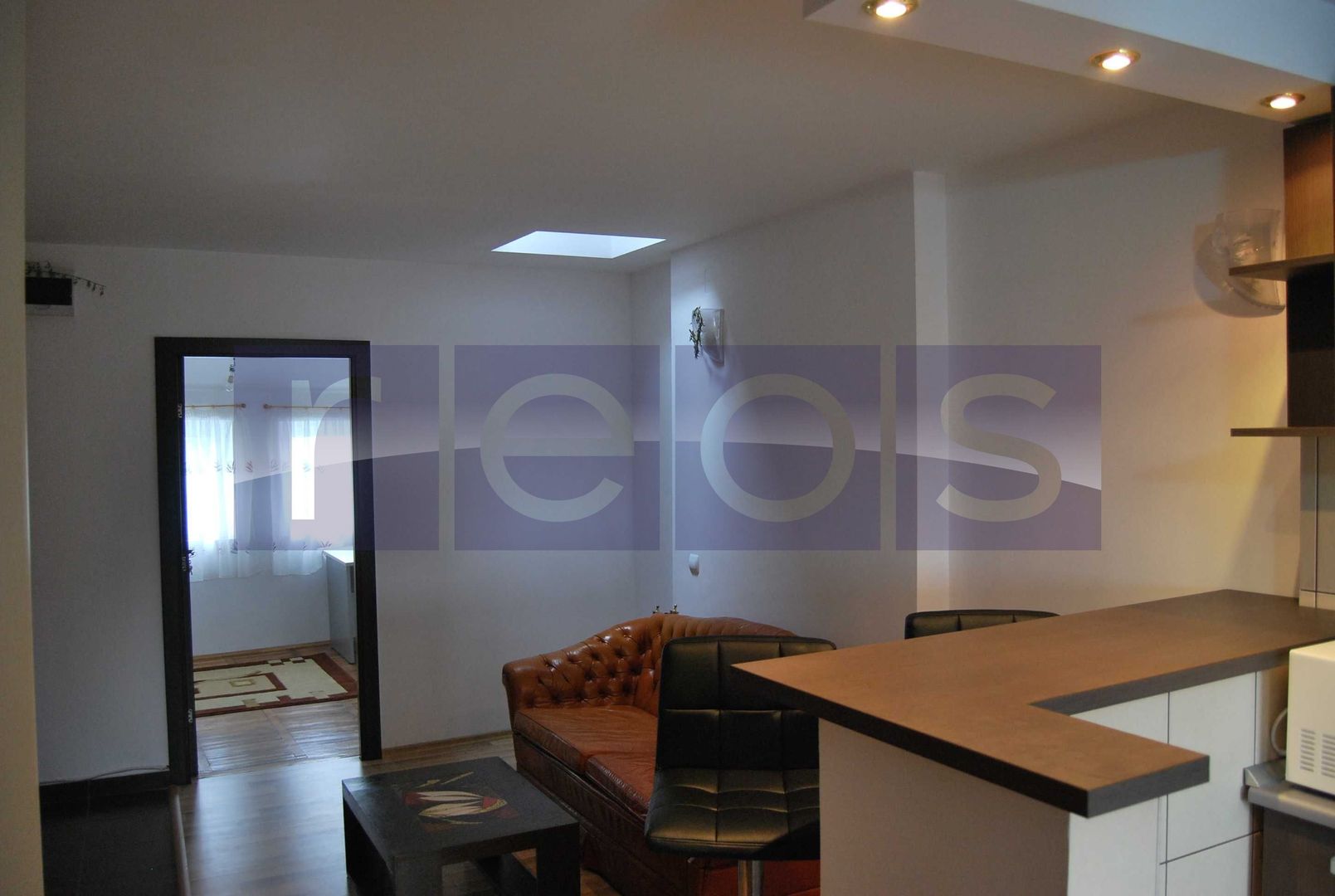 VANZARE - APARTAMENT 3 CAMERE- DOROBANTI - Poză 3