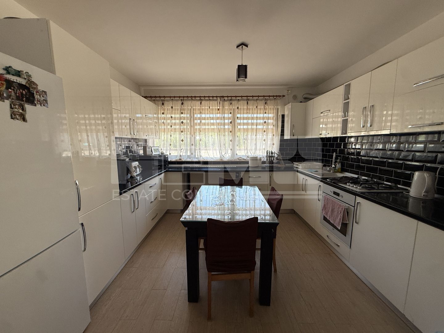 Casa Radauti I 5 camere I 219 mp I Teren 10 ari - Poză 6