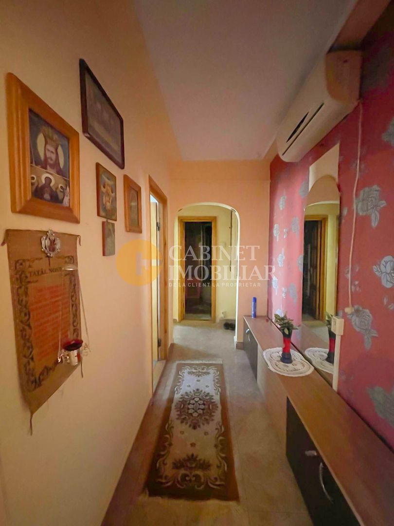 Apartament 3 camere decomandat zona Galata - Poză 5
